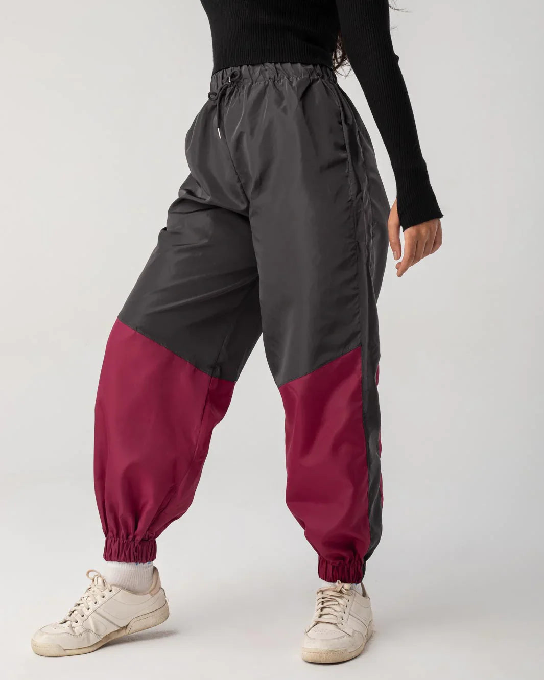 WATERPROOF SPORT PANTS