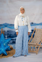 Pleated pants in Babyblue