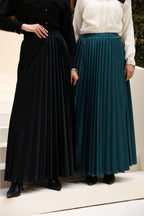 Winter Glow Velvet Skirt 061