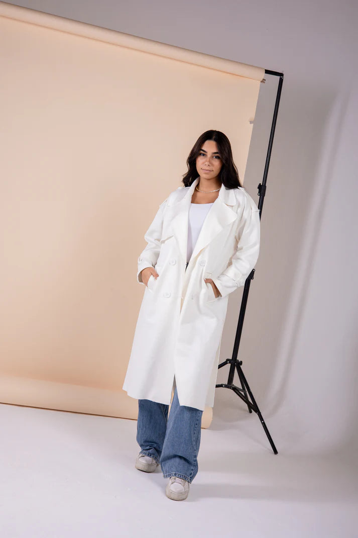 Suede manteau in white