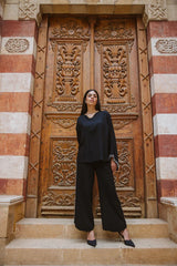 Most wanted pearls set in black