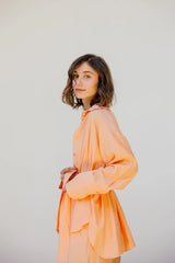 Such a dreamer set in orange