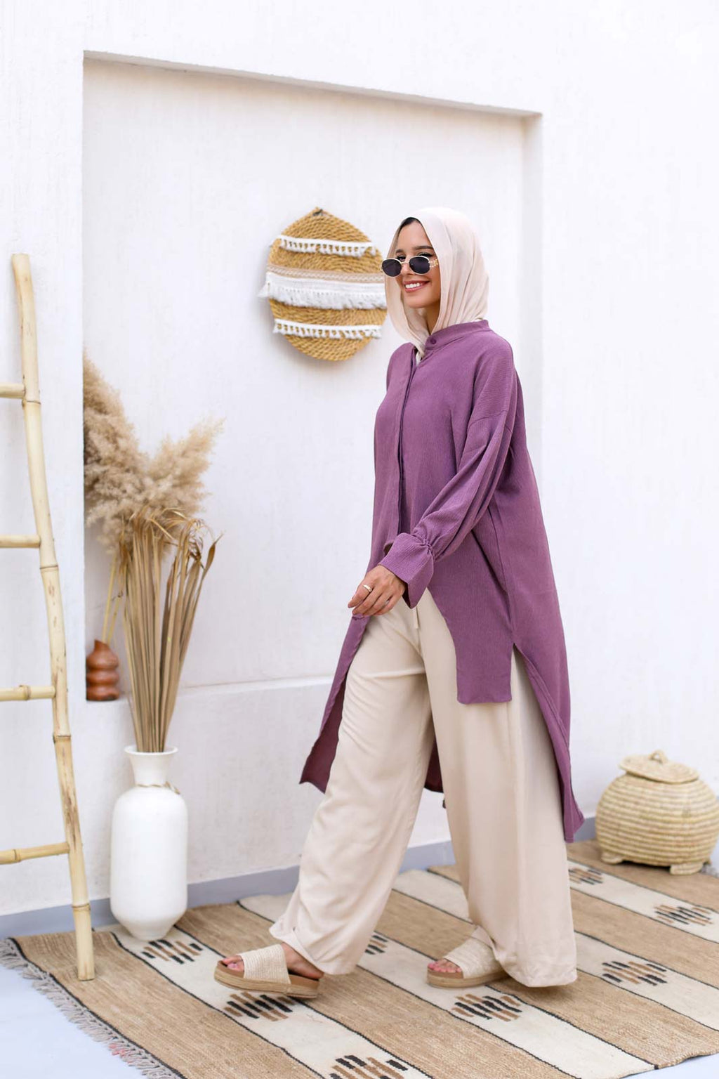 Miss Bold Wrinkled High-Low Blouse