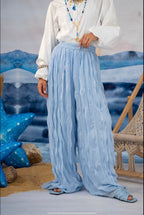 Pleated pants in Babyblue