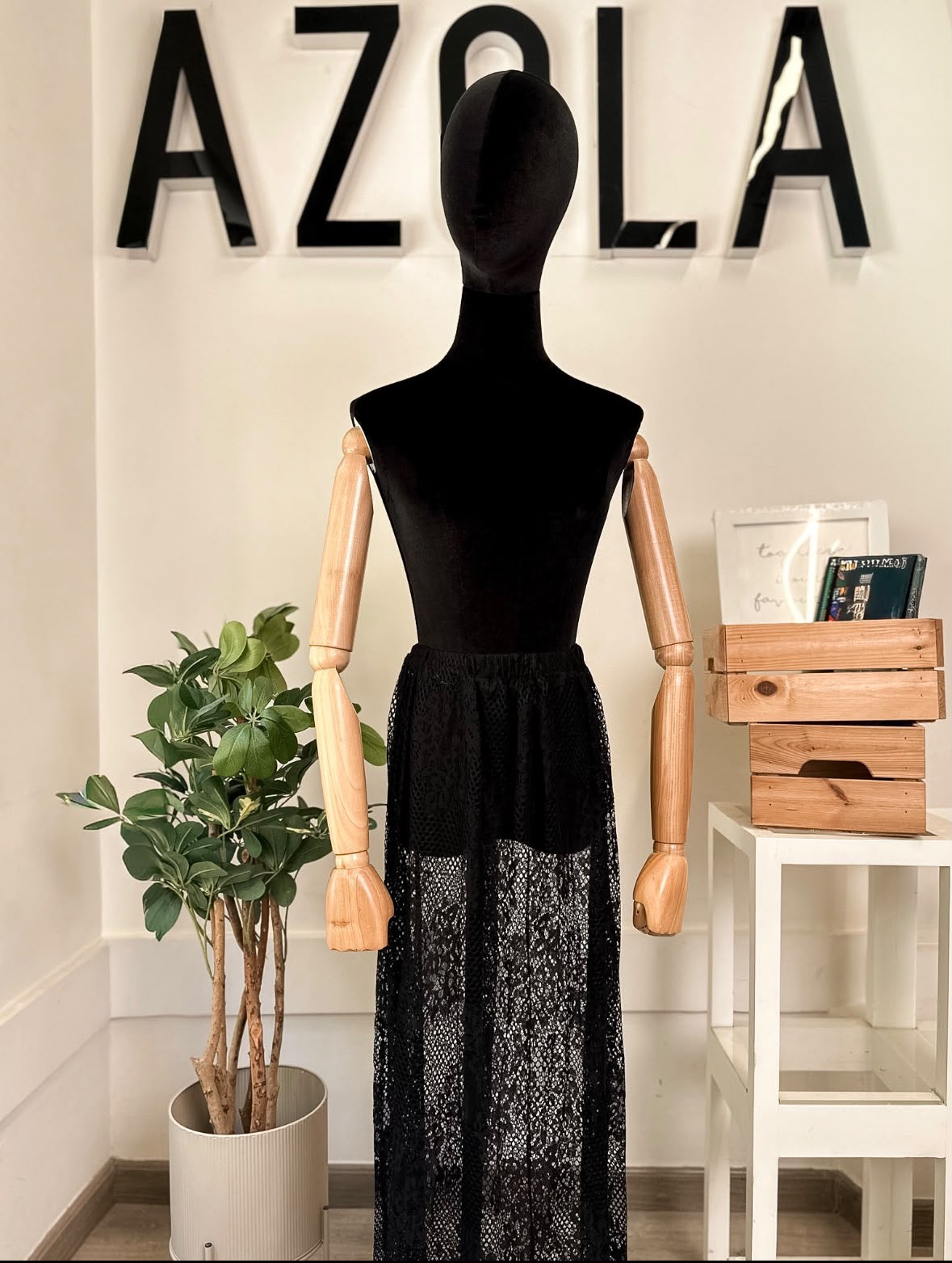 Lace long skirt