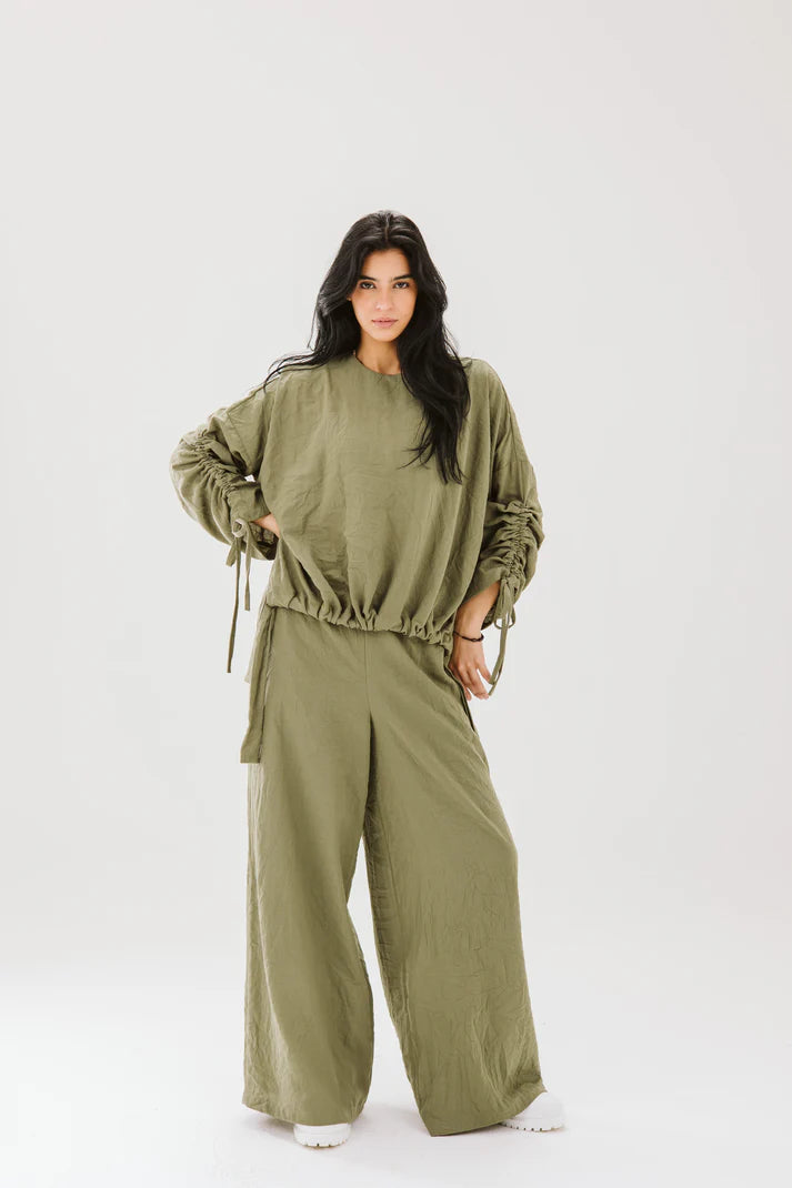 Sylva set in olive