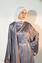 Head Turner set in Greyish Lilac