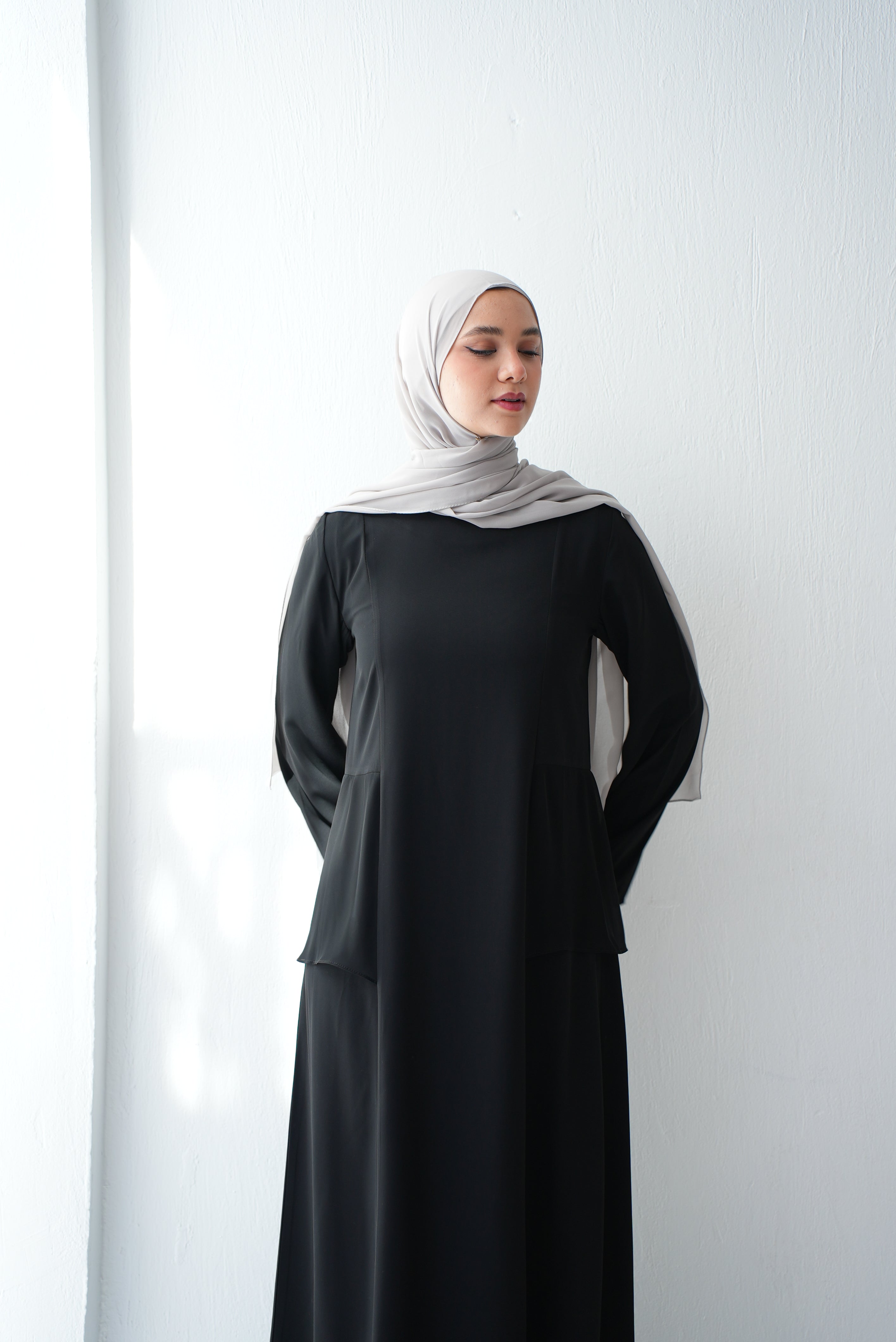 Zeina Simple Crepe Abaya with sides Chiffon Ruffles Code 404