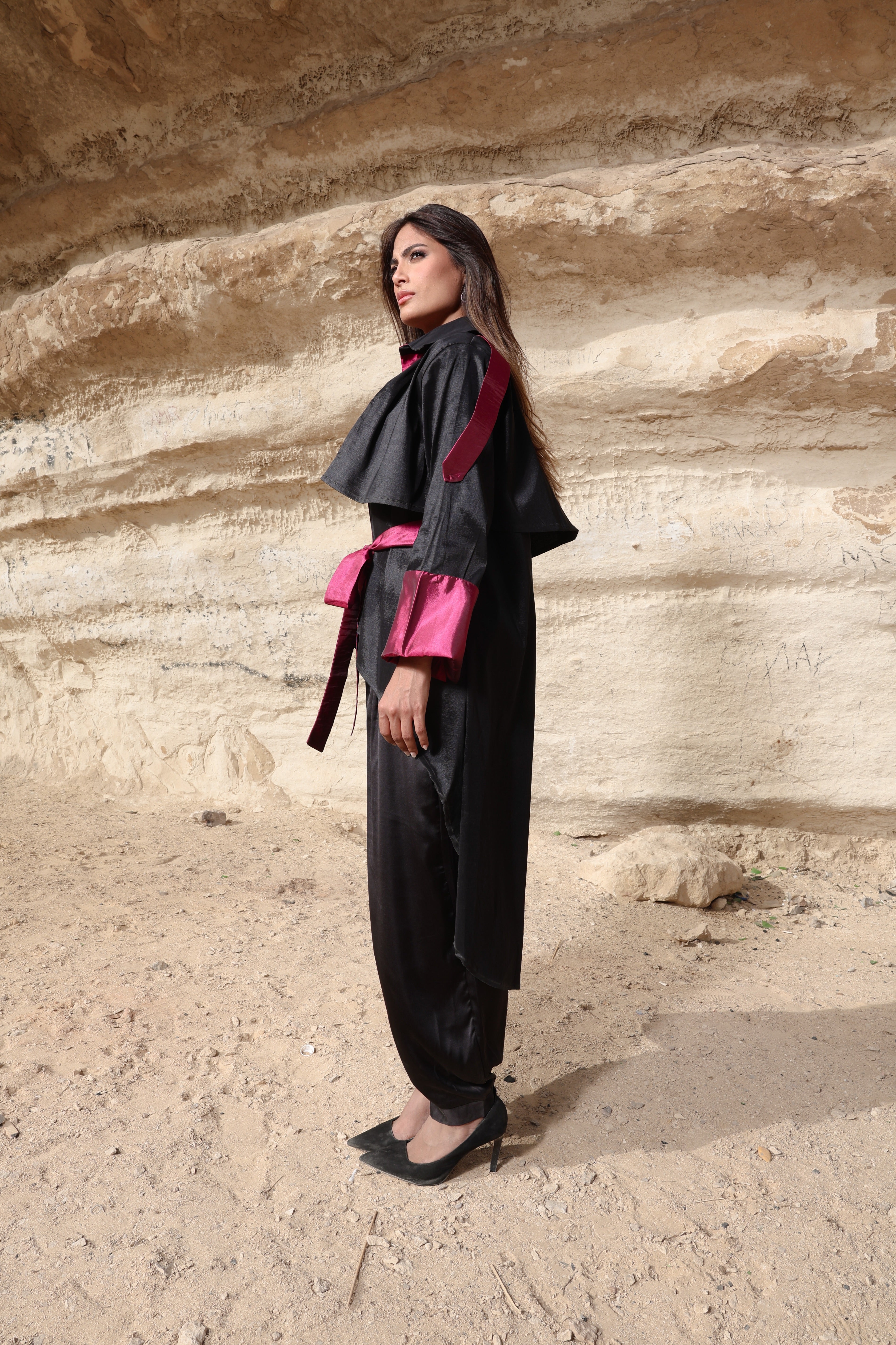 The High–Low Edit Trench - black
