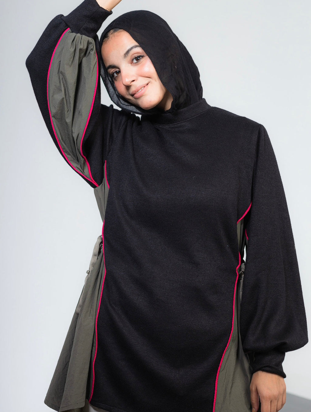 Black sweatshirt
