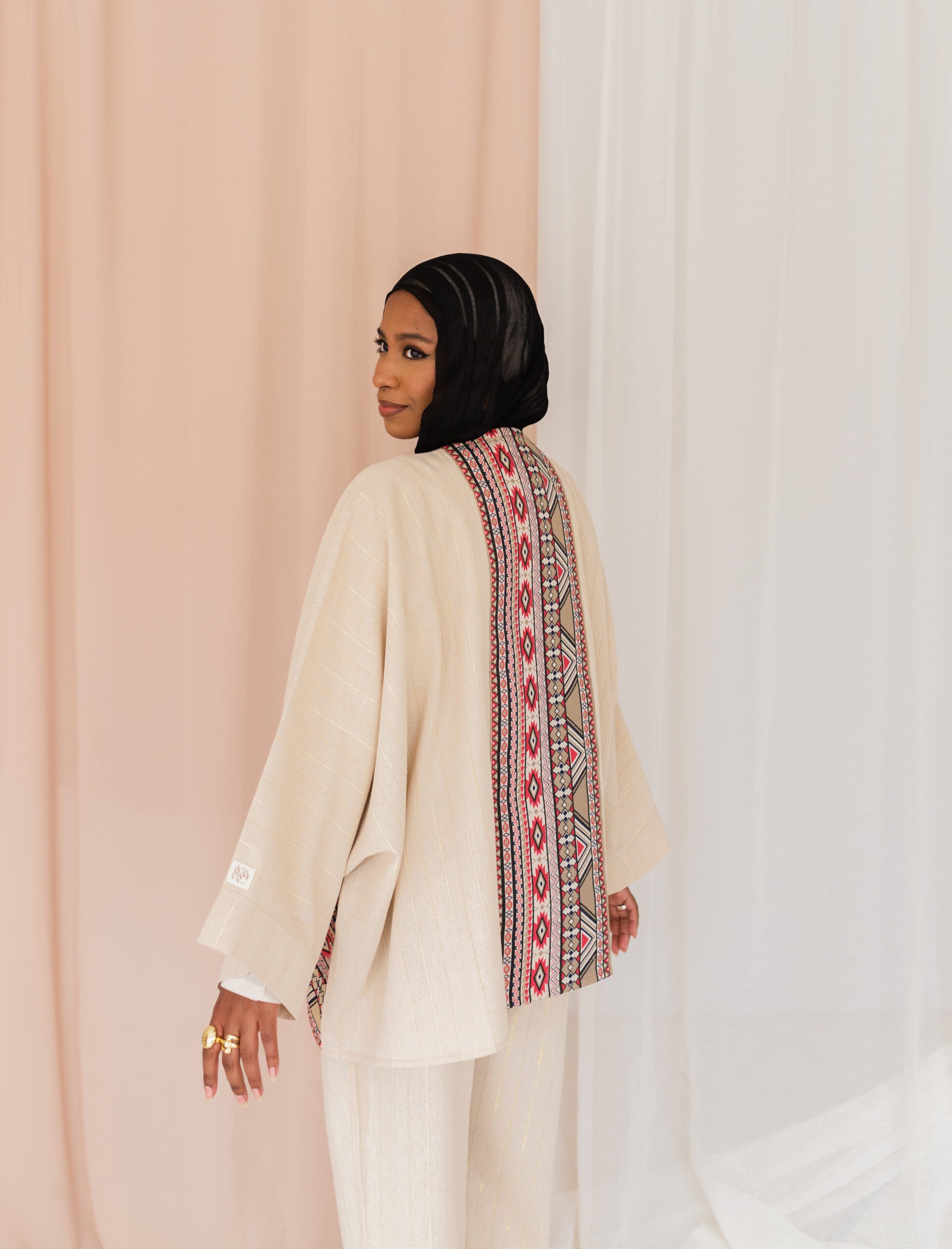 lin-لين