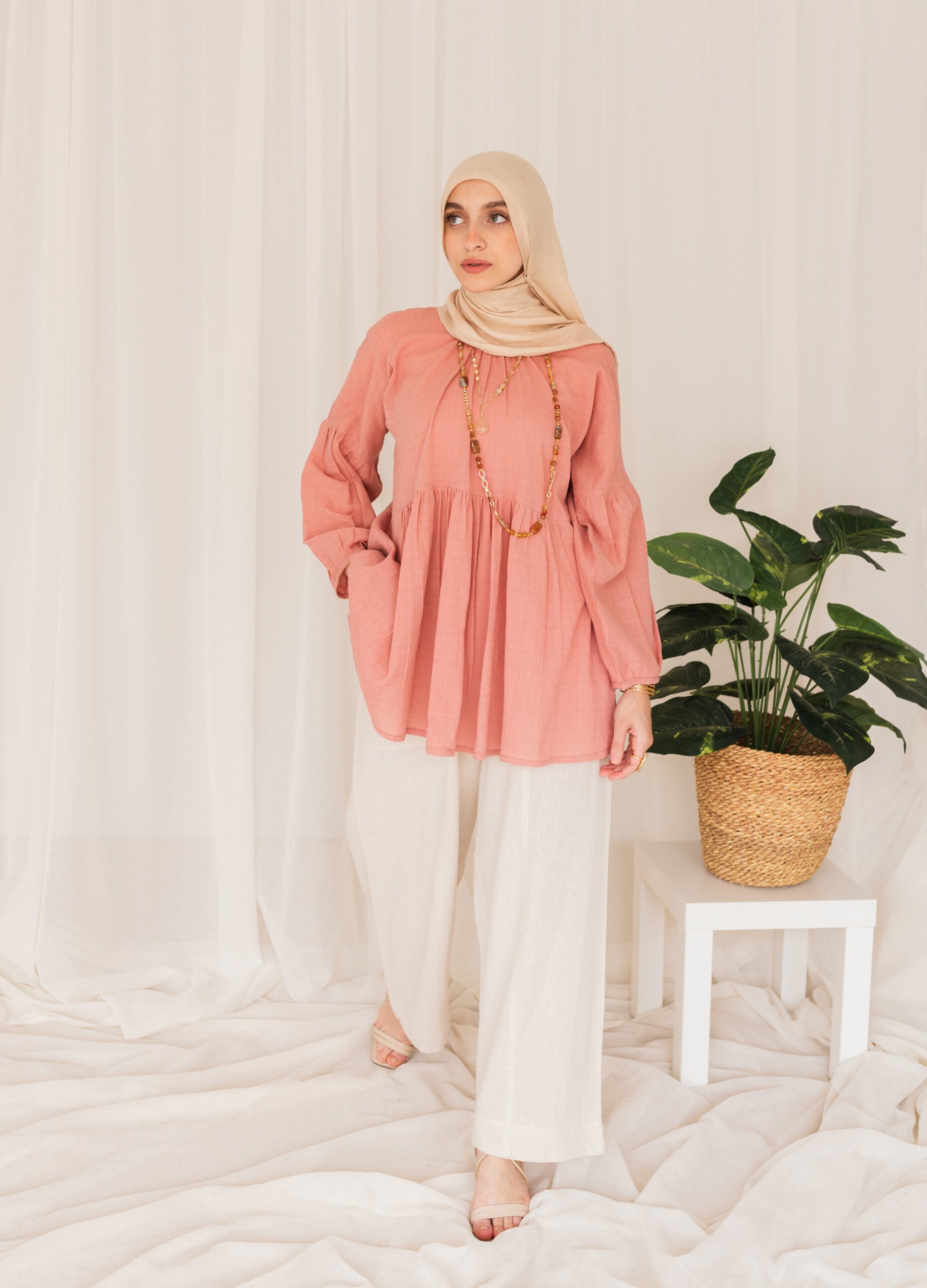 Nour-نور