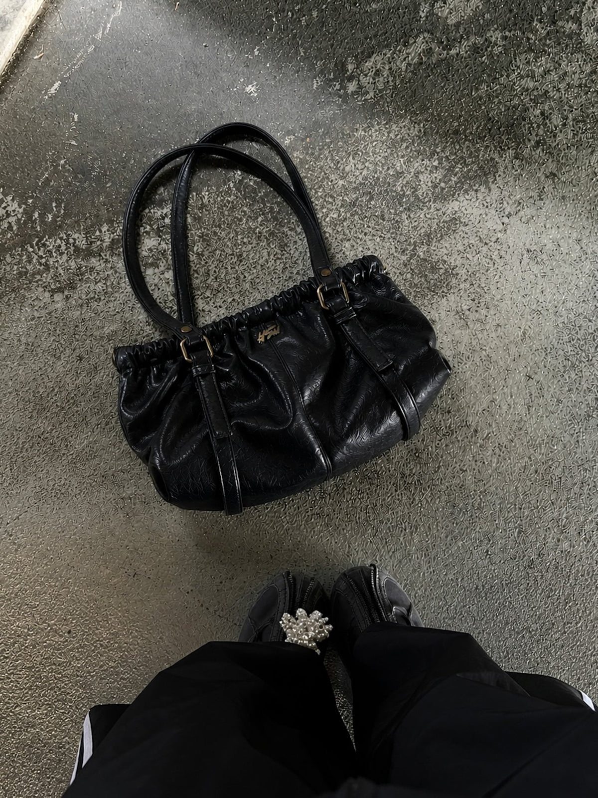 MISS MESS BAG BLACK