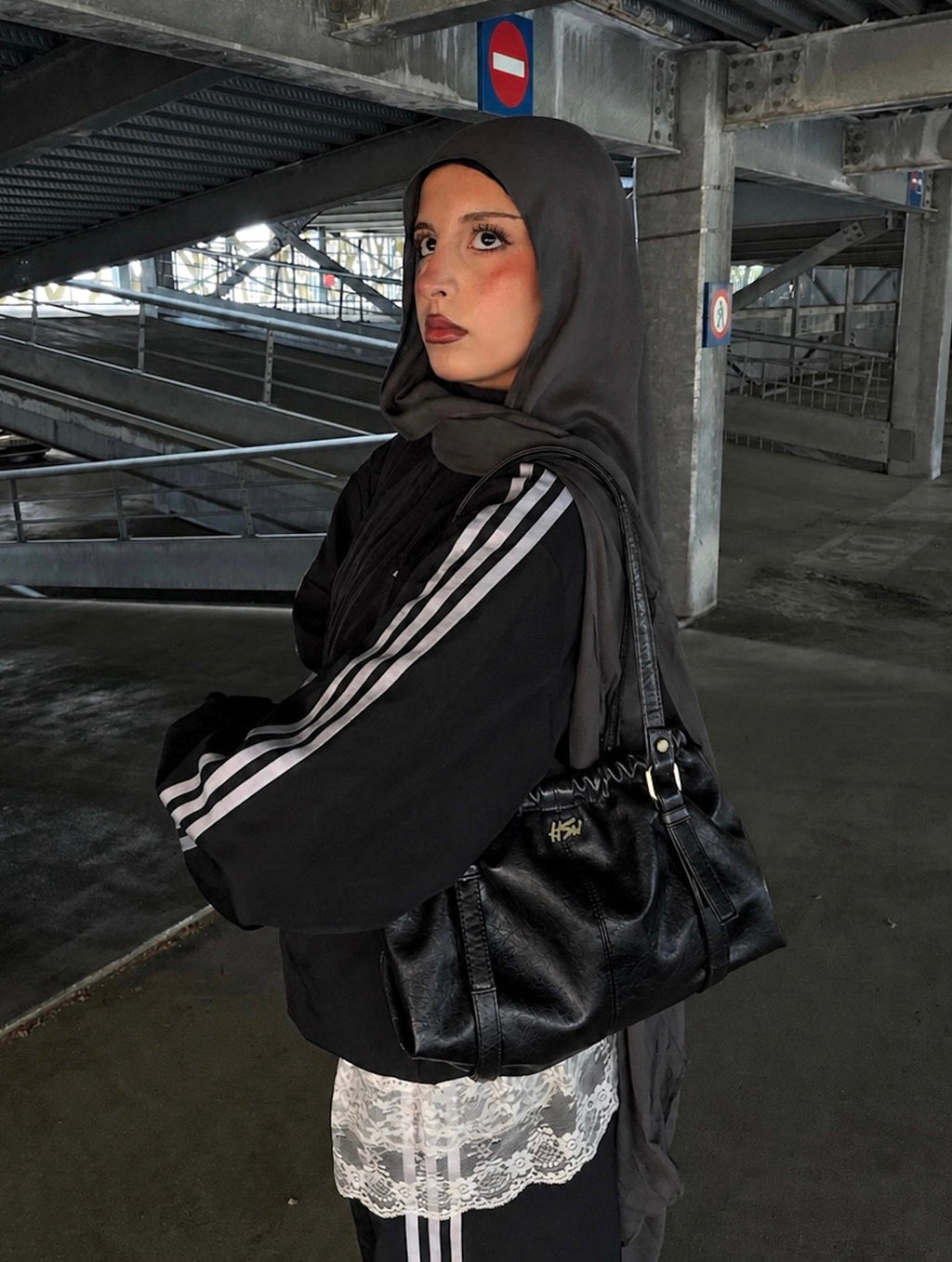 MISS MESS BAG BLACK