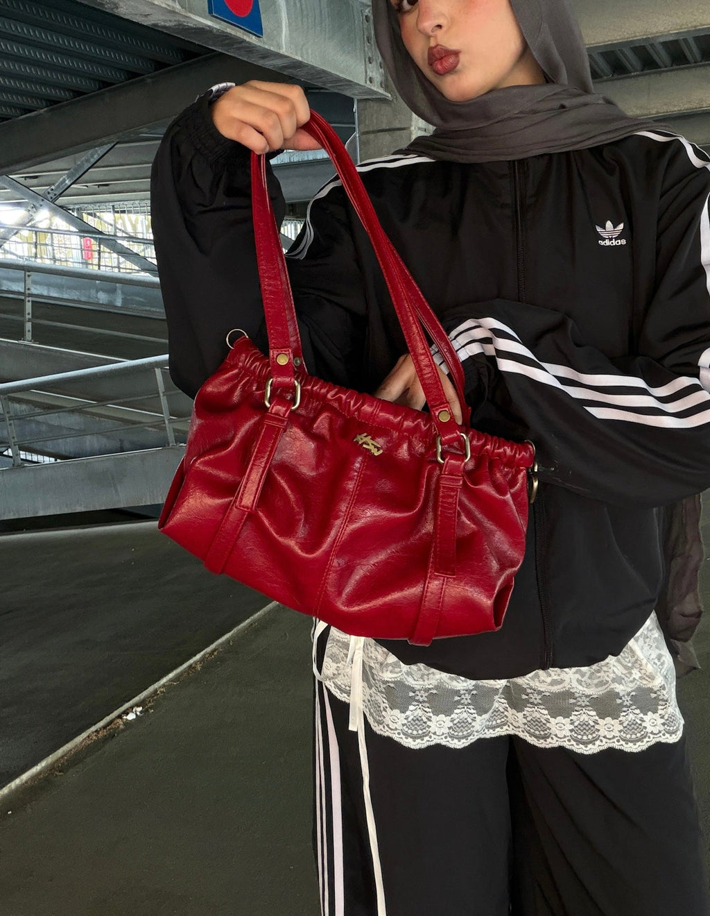 MISS MESS BAG RED