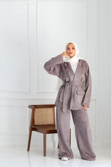 Velvet set in grey