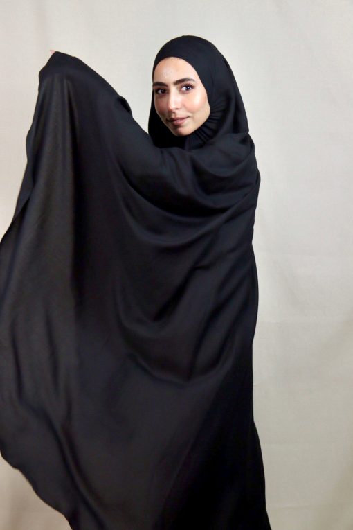 خمار طويل اسودقطعةواحدة