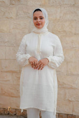 بلوزة كتان اوف وايت بكنار اوف وايت