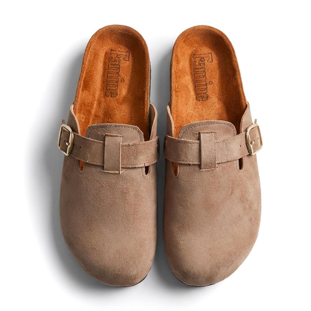 Clogsy hazelnut