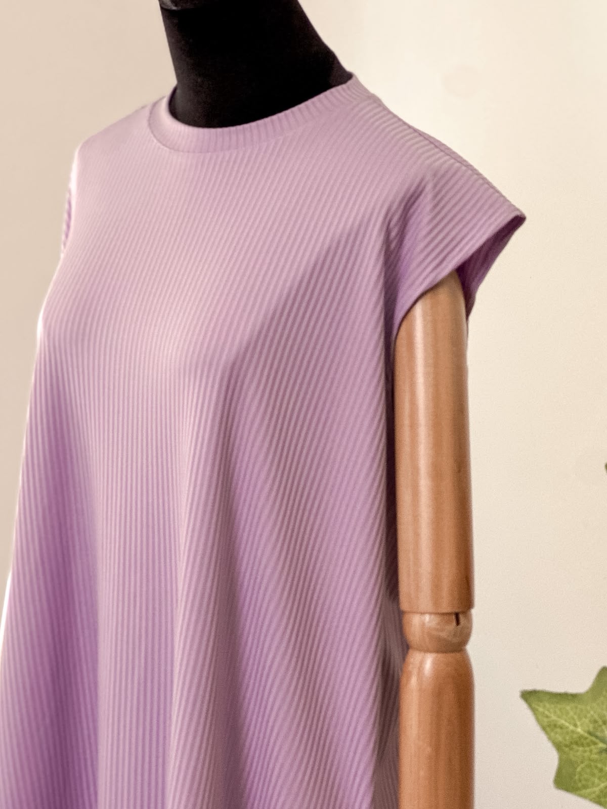 Ribbed Lycra sleeveless top