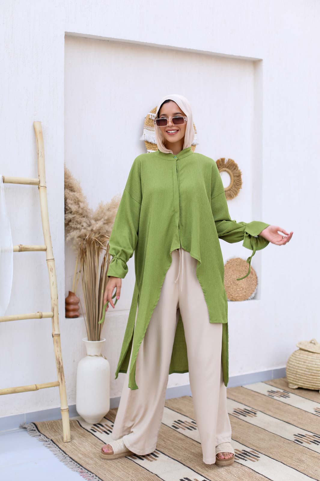 Miss Bold Wrinkled High-Low Blouse