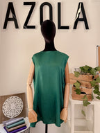 Sleeveless stain blouse