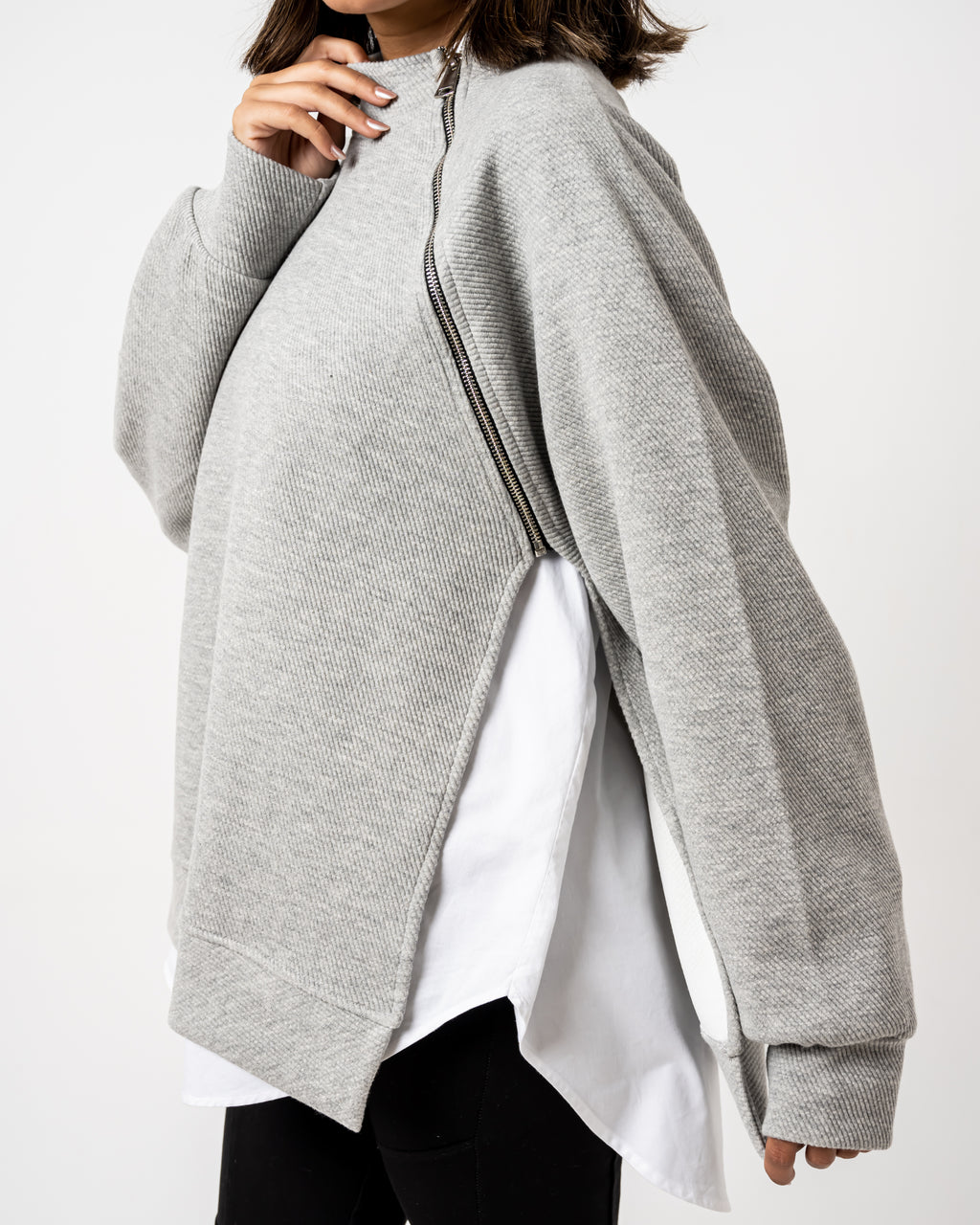 Asymmetric side zipper pullover