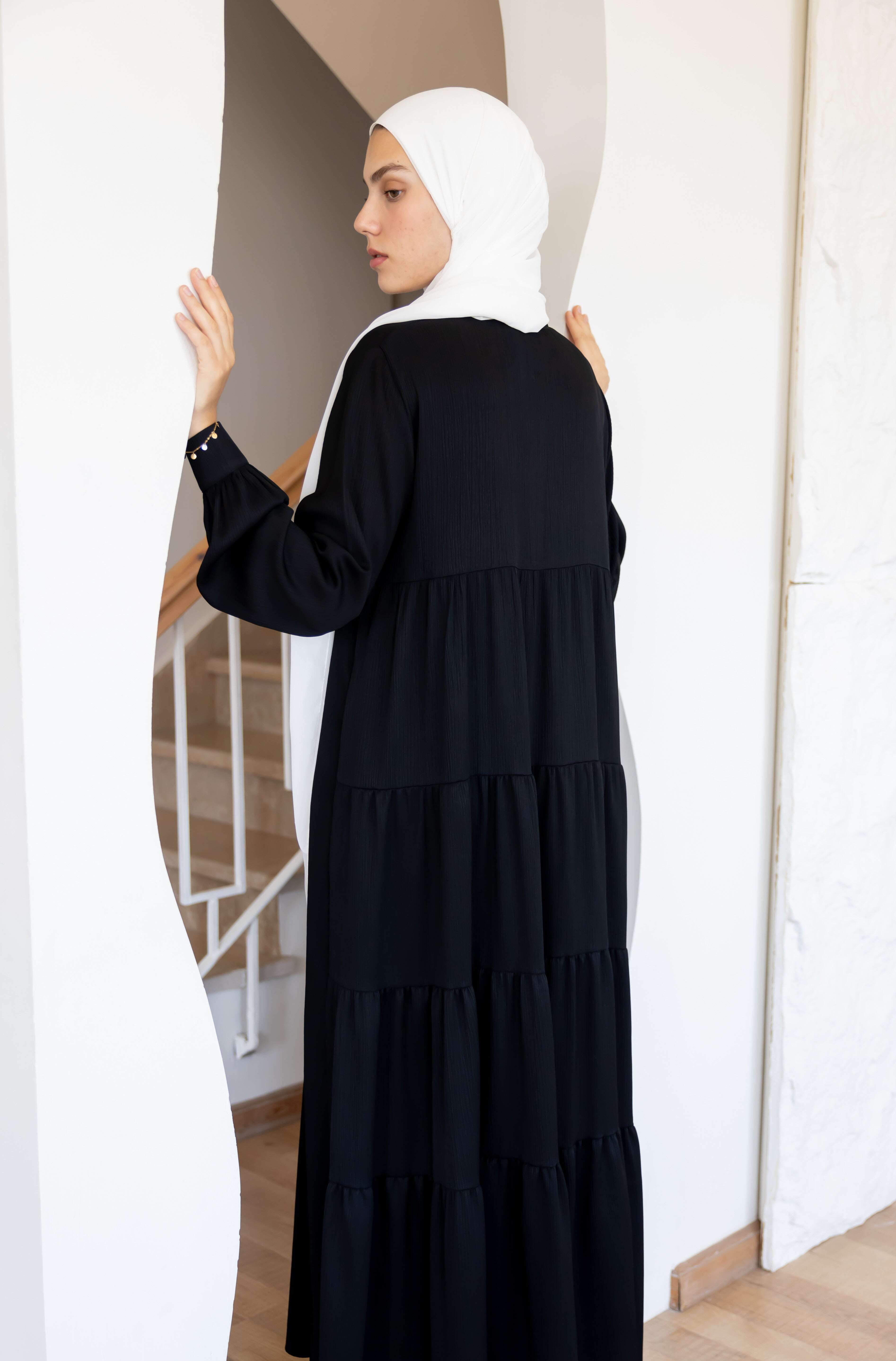 Loose Flowy Black Abaya 046 Ibriz Abaya