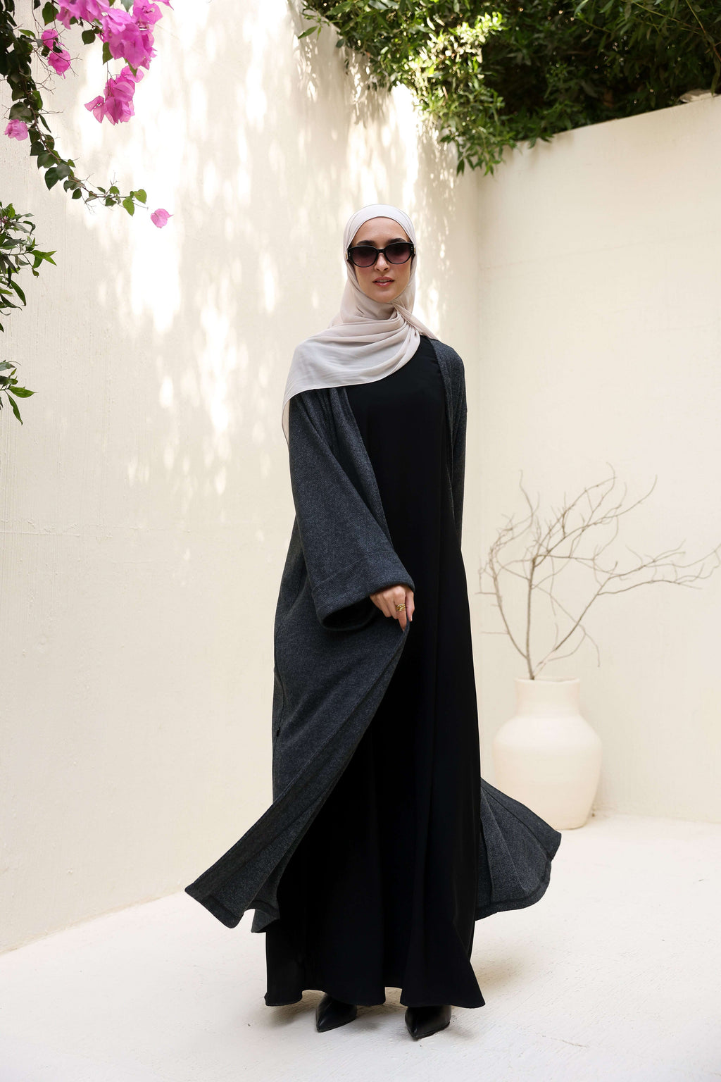 Classic Silhouette Cardigan 060