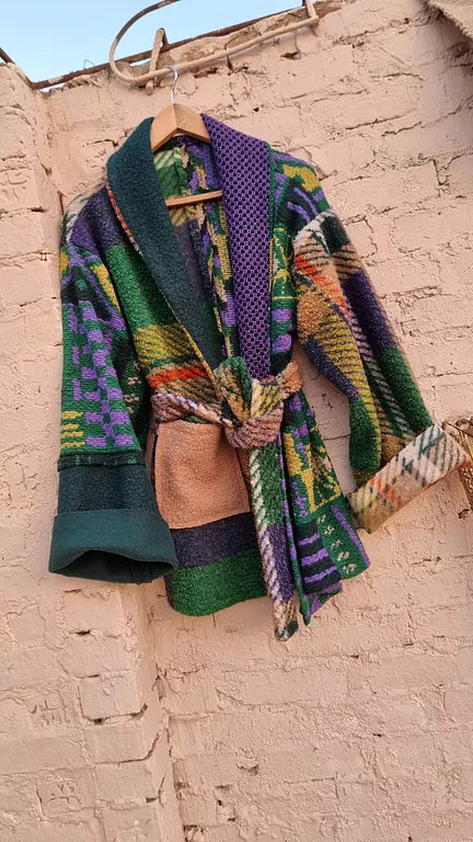 Gypsy threads in patched green