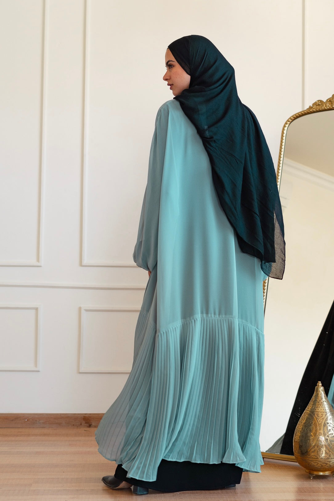 Pleated Hemline Kaftan 022 (Color)