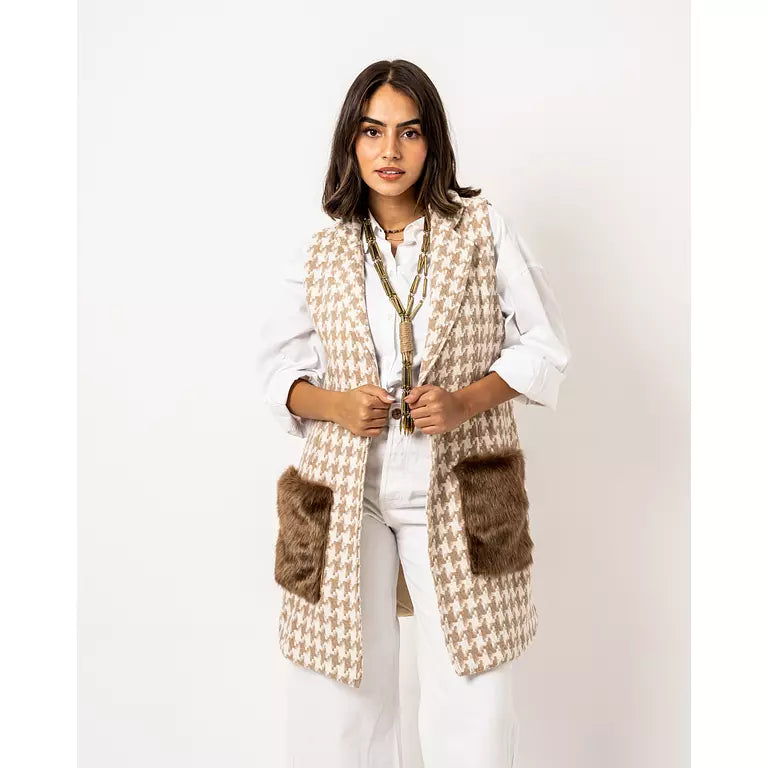 Sahara vest