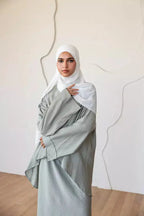 Elegant Demure Set 044