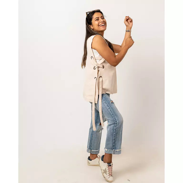 Beige vest