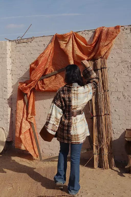 Gypsy threads in brown x beige
