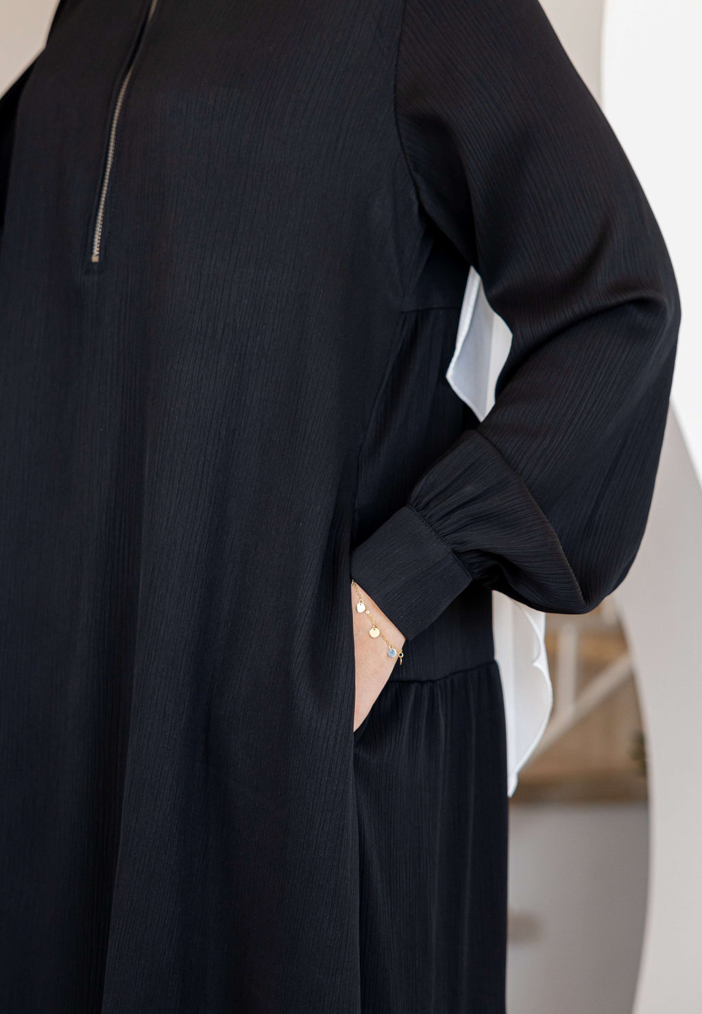 Loose Flowy Black Abaya 046