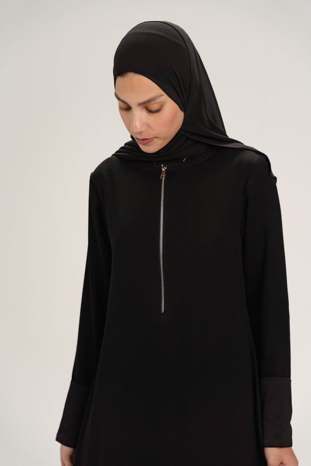 أريج عباية 070