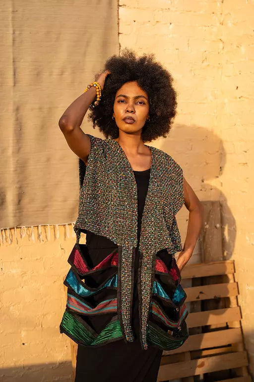 Nomad vest in reddish black