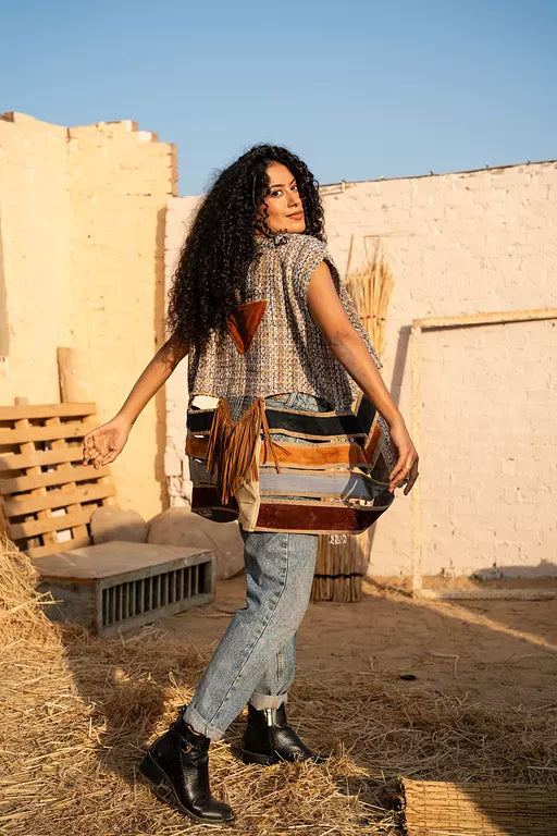 Nomad vest in bronze beige