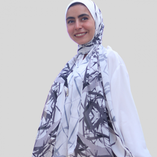 يَا أَبْيَضٌ يَا أَسْوَدُ يَا رَمَادِيٌّ